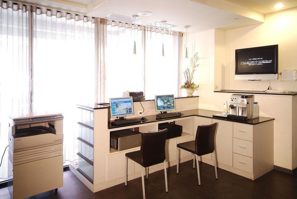 טאינאן Trust Hotel מראה חיצוני תמונה