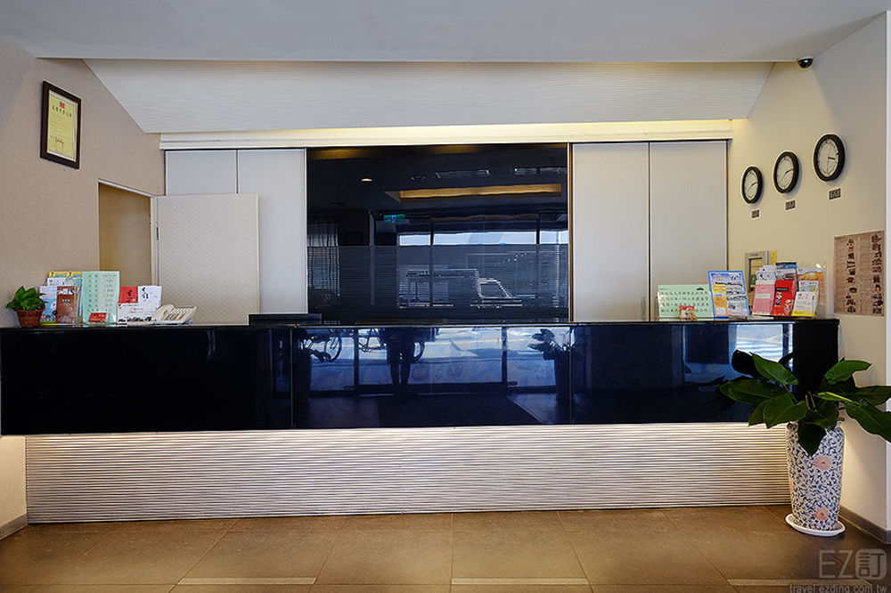 טאינאן Trust Hotel מראה חיצוני תמונה